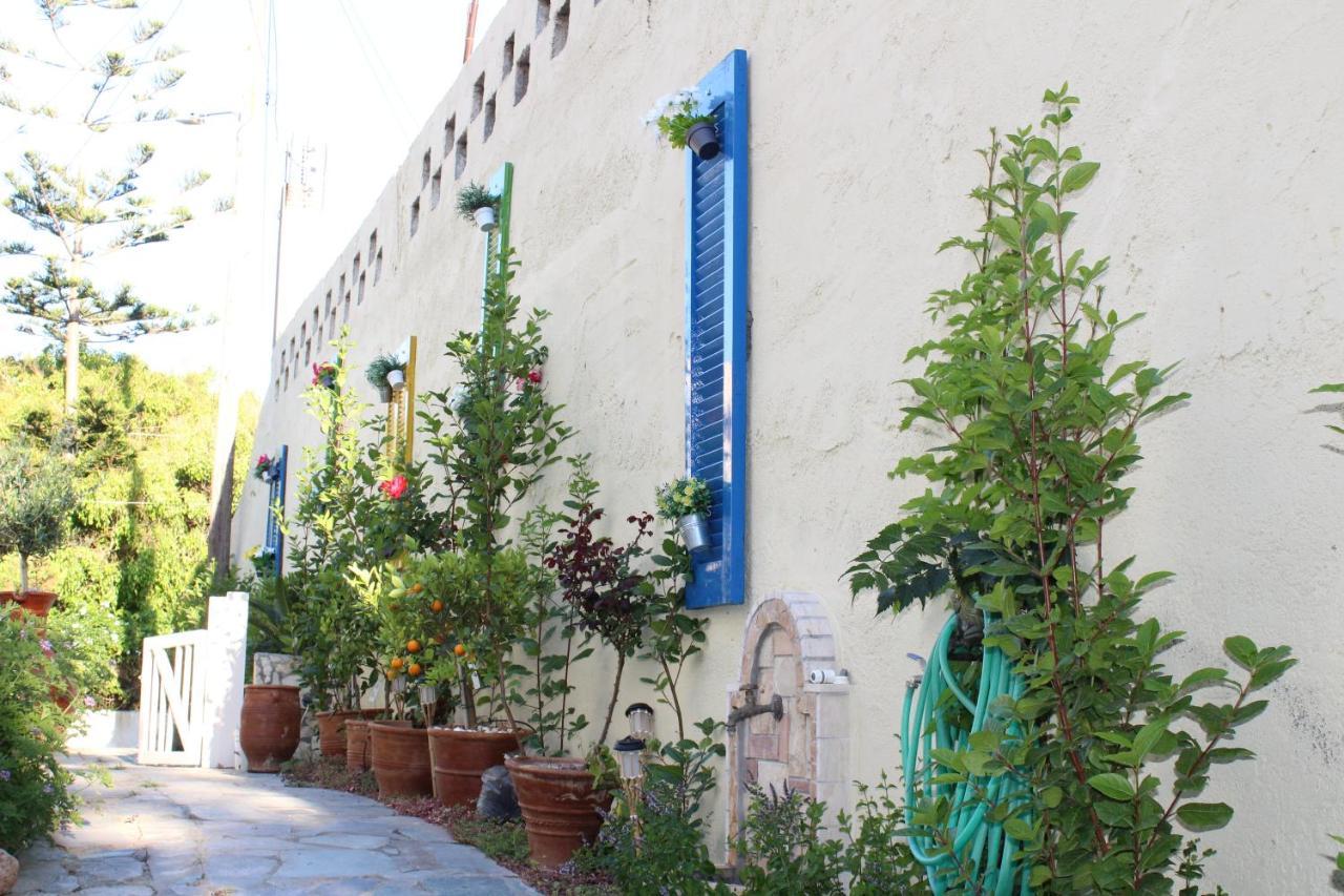 Carolina Apartments Crete Agia Pelagia  Buitenkant foto